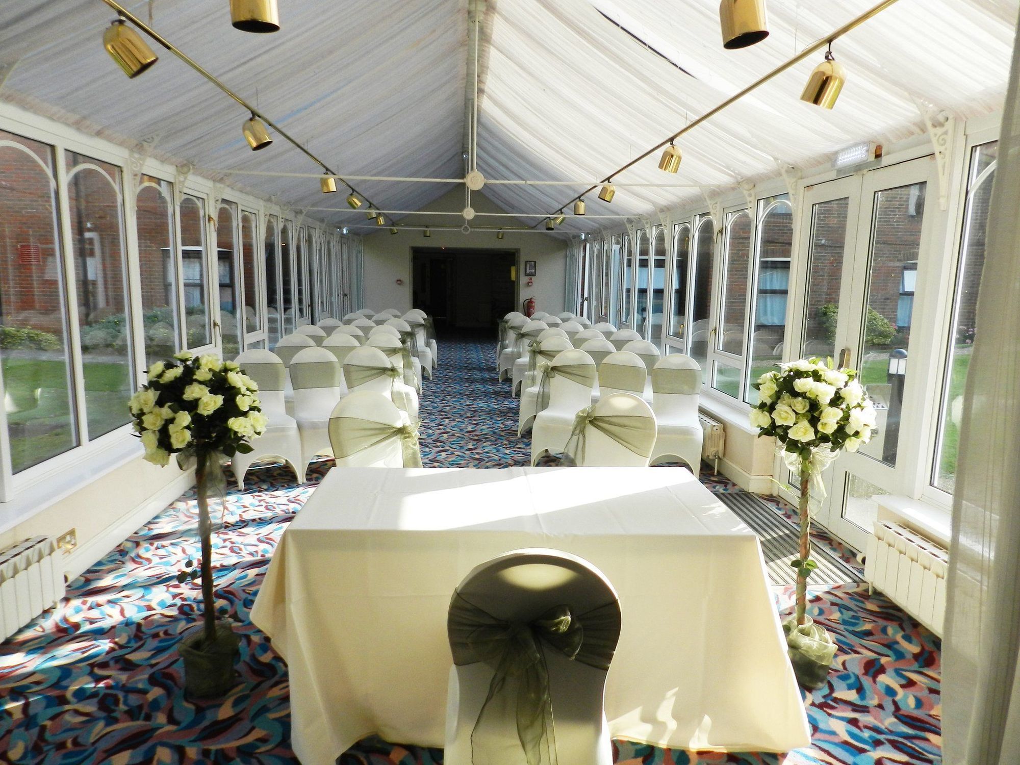 Hogs Back Hotel & Spa Nr Farnham Farnham  Amenities photo